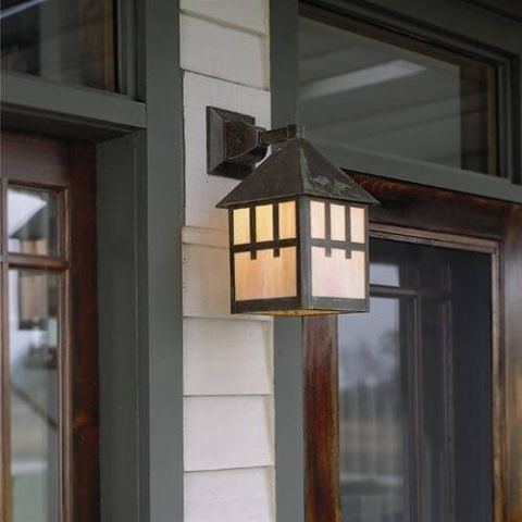 Bungalow Lantern™ 10 in. Wide Straight Arm Exterior Wall Light