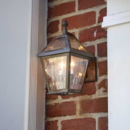 London Lantern™ 7 in. Wide Curved Arm Exterior Wall Light