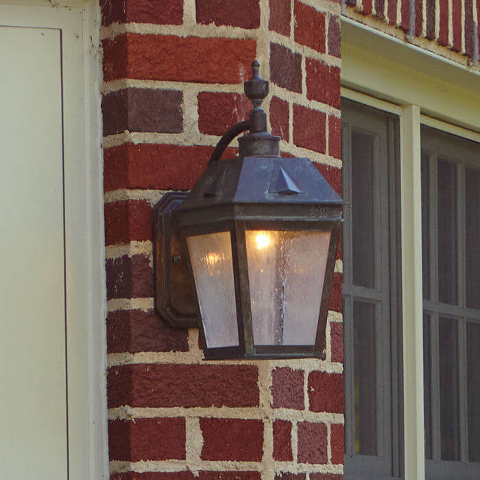 Georgian Lantern™ 6 in. Patio Wall Light