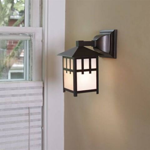Craftsman Lantern™ 5 in. Wide Straight Arm Exterior Wall Light